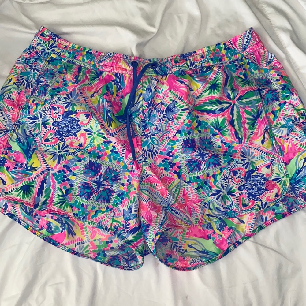 Lilly Pulitzer Athletic Shorts Dancing on the Deck